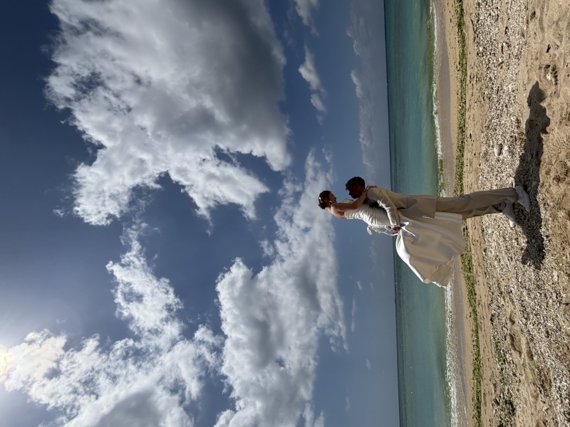 【スタッフの独り言】抱っこショットのコツは体幹！