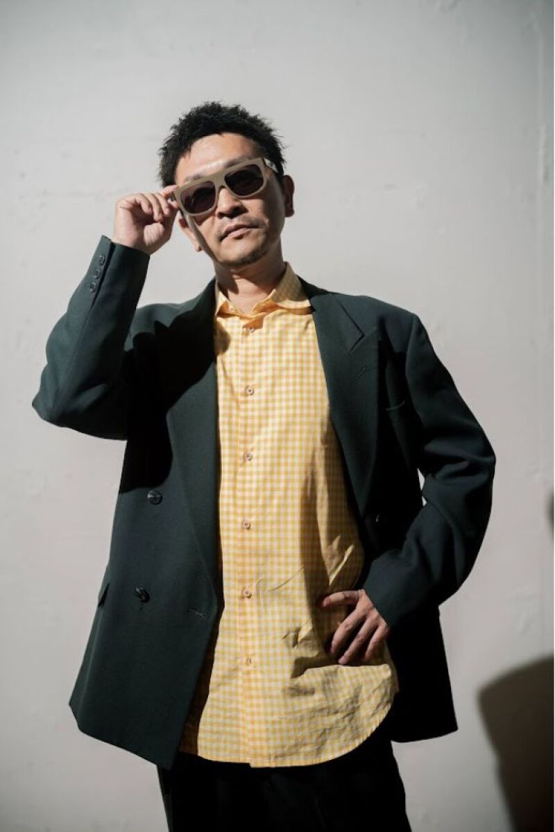 フォトウェディングのご新郎衣装/2着コーデで変わる印象＆1着撮影の魅力