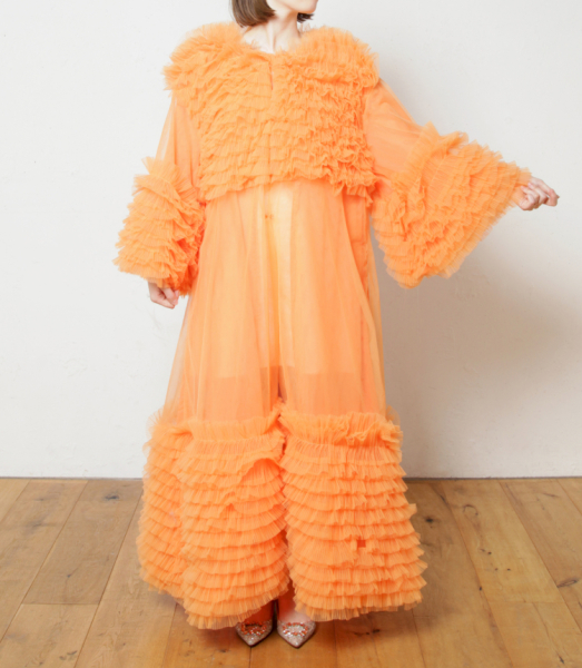 黒とオレンジで楽しむ“大人のハロウィンコーデ”|光と影をまとう5つのスタイル