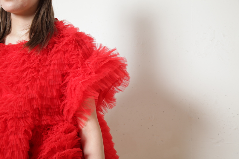 映えるチュールの色遊び|ピンク・オレンジ・レッドで作る3つの表情