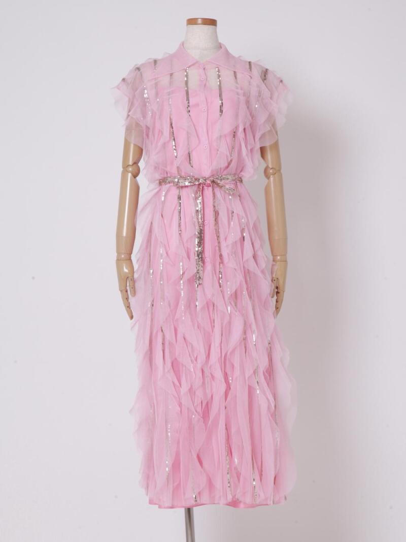 素材で変わる“パステルコーデ”