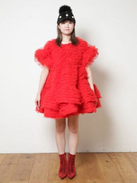 映えるチュールの色遊び|ピンク・オレンジ・レッドで作る3つの表情