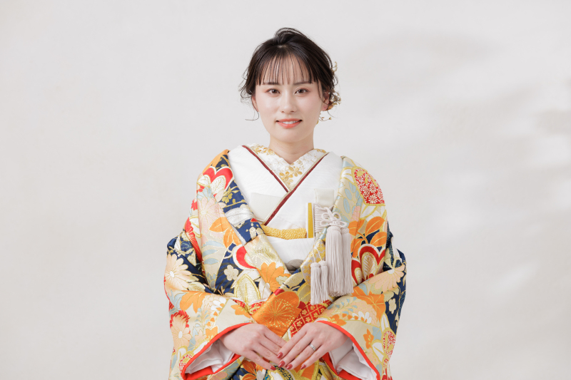 色で変わる、花嫁の印象 ― 色打掛の魅力 ―