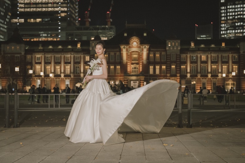 【ふとした仕草】自然体がいちばん美しい瞬間