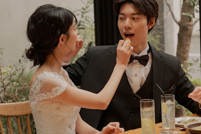 【撮影前のひとときから】小さな会話が生むリラックスムード