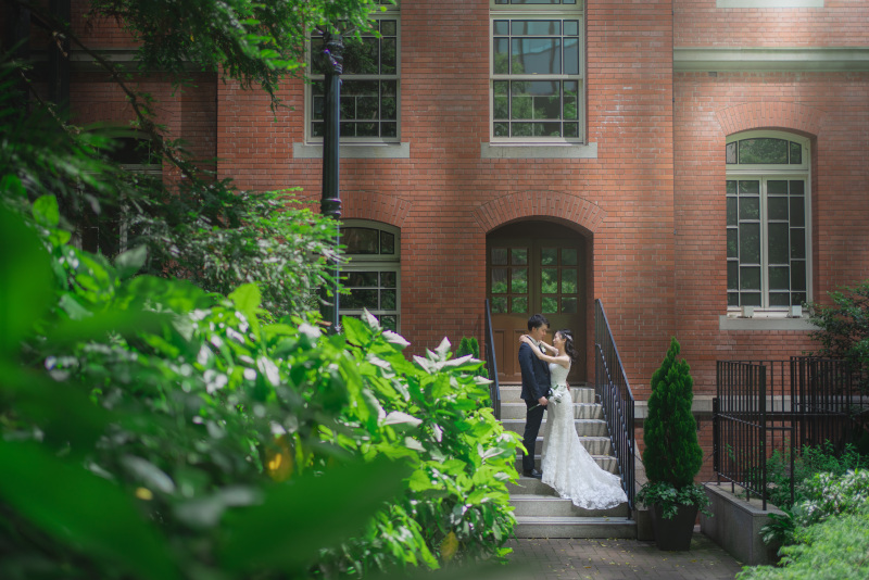 【ドレス選び】大阪で人気！“動くと映える”ドレスの特徴