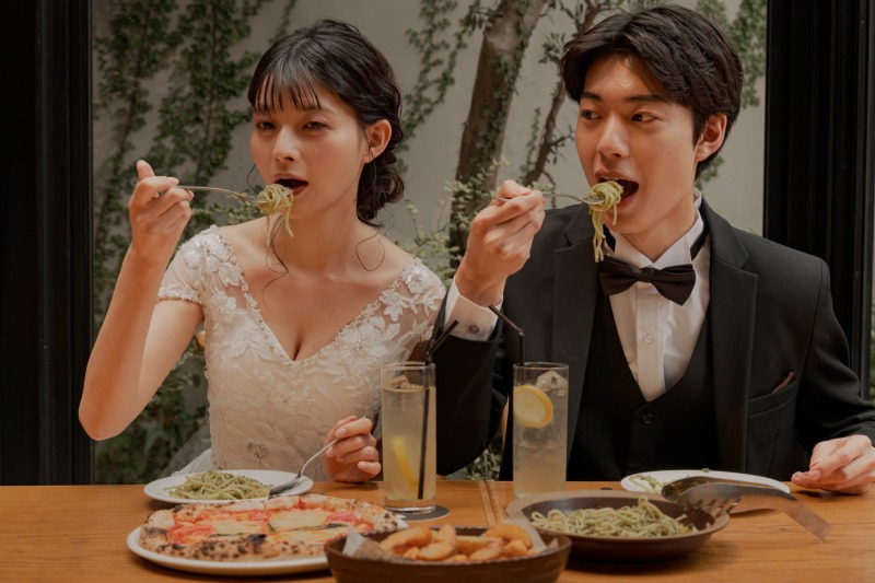 【撮影前のひとときから】小さな会話が生むリラックスムード