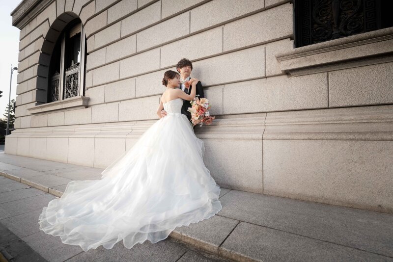 【手をつなぐ瞬間が可愛い】&ldquo;指先フォーカス&rdquo;で残す親密さ