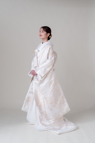 白 献上疋田彩華文