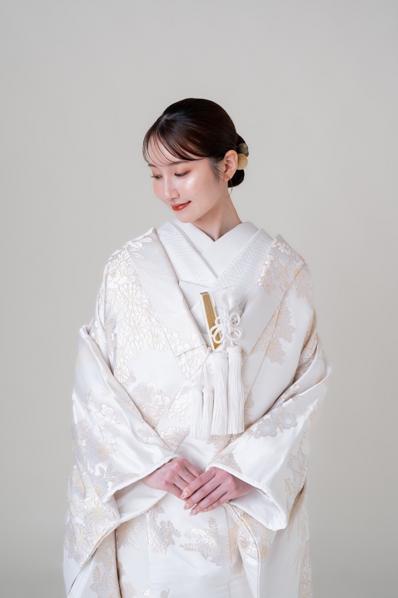 白 献上疋田彩華文