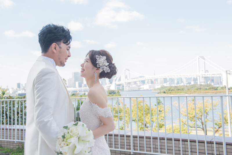 天気に恵まれたヒルトン挙式 撮影日 21年10月11日 お台場 小さな結婚式 お台場店 東京都でフォトウェディング探すならphotorait