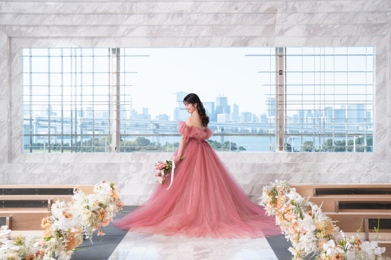 新婦様の後ろ姿のお写真