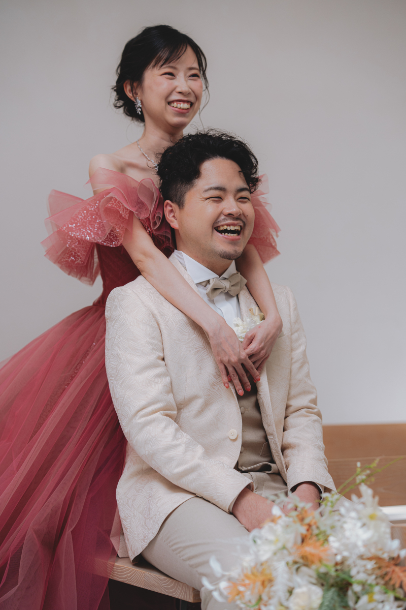 お二人らしい笑顔溢れるお写真も