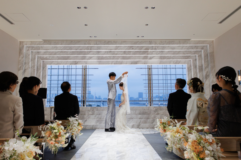 小さな結婚式 お台場店_家族・友人を撮影に呼べる