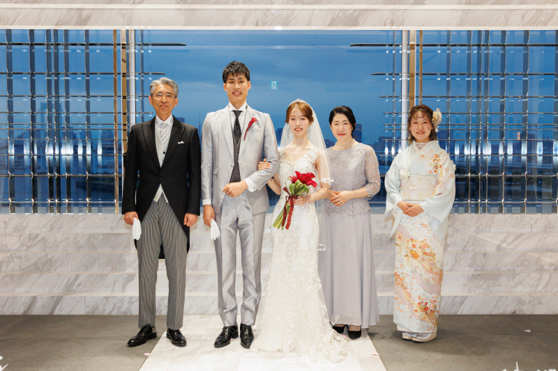 小さな結婚式 お台場店_家族・友人を撮影に呼べる