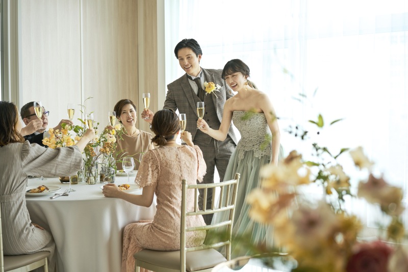 ★基本料50%オフ★衣装3着よくばりプラン+会食プラン|全データ&スタジオ使用料込み|6名分のお食事代付き☆