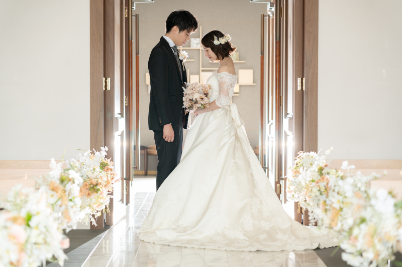 【基本料金50%OFF】和装＆洋装各１着_チャペル＋スタジオプラン｜全データ＆スタジオ使用料付☆139,000円&rarr;69,500円