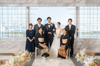 ★基本料50％オフ★衣装３着よくばりプラン＋会食プラン｜全データ＆スタジオ使用料込み｜6名分のお食事代付き☆