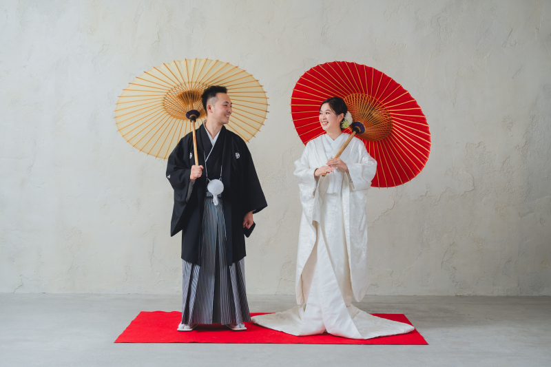 基本料50%オフ｜衣装３着よくばりプラン｜150データ＆アルバム付き＆スタジオ使用料込み☆