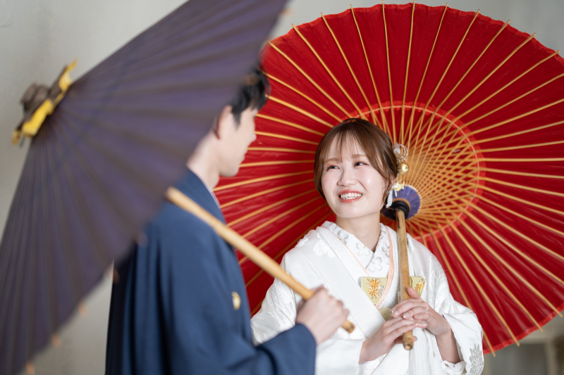 ★基本料50％オフ★衣装３着よくばりプラン｜150データ付＆スタジオ使用料込み☆定価200,000円&rarr;105,500円