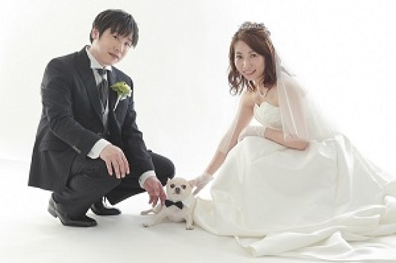 【お急ぎの方へ:最短1週間でお写真データのお届け】大切なご家族も一緒に撮影OK*(洋装フォト50カットデータの金額)