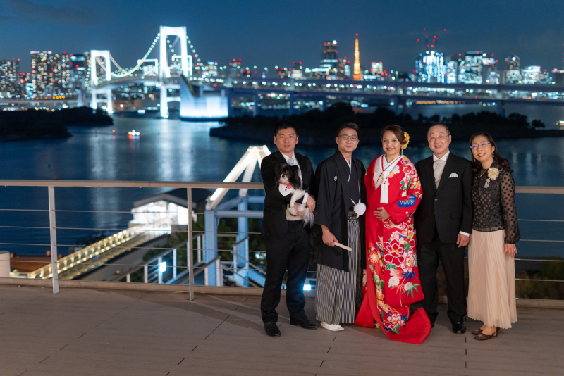 ★基本料50％オフ★衣装３着よくばりプラン＋会食プラン｜全データ＆スタジオ使用料込み｜6名分のお食事代付き☆