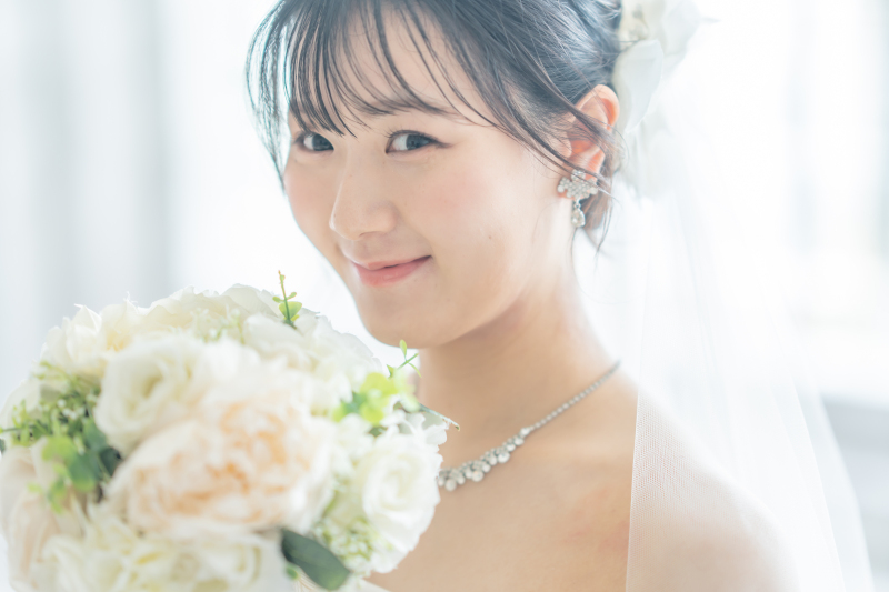 基本料50%オフ◆和装＆洋装各１着_チャペルフォト＋会食プラン｜全データ＆6名分のお食事代付き☆