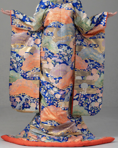 UK23-001【青山店】