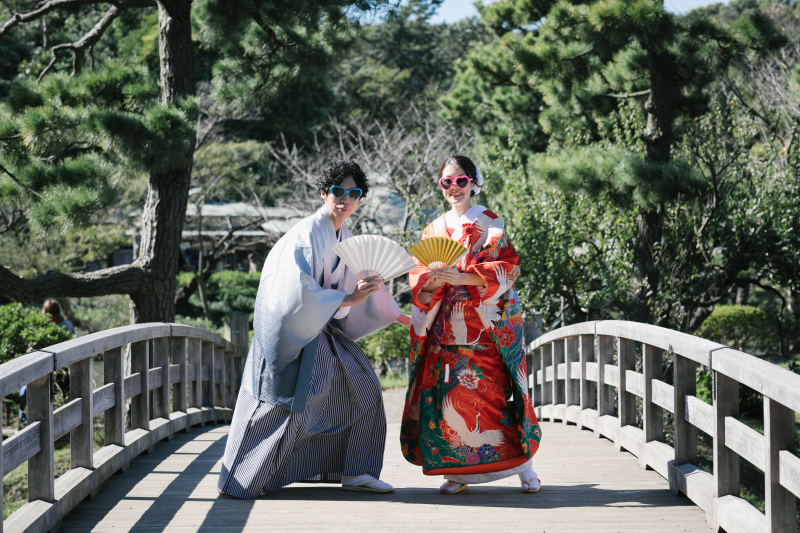 和装にサングラス！
