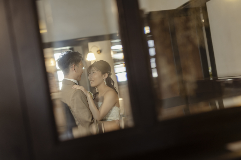 鏡越しに・・・