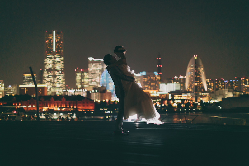 抱き上げショット