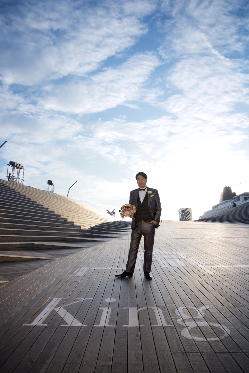 普段とは一味違う雰囲気のご新郎様ショットもぜひ！