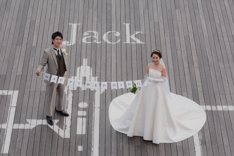 ロケーション　洋装