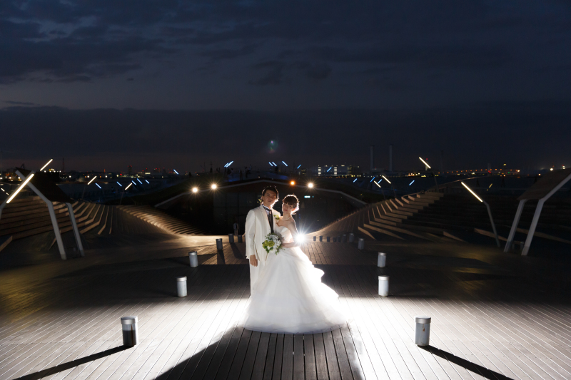 ロケーション　洋装