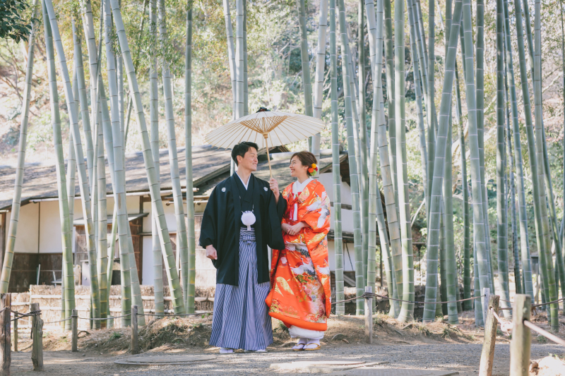 竹やぶに囲まれて