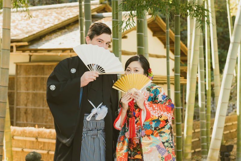 扇子からひょっこり!