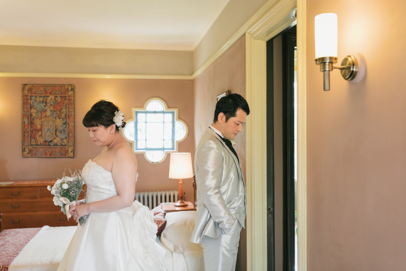 背中合わせのお二人♡