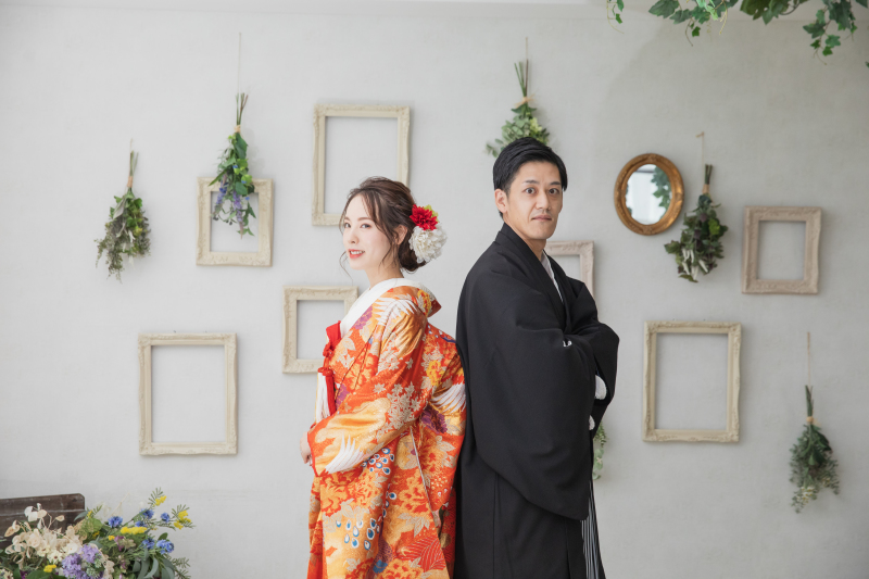 背中合わせ