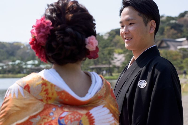 見つめる先には