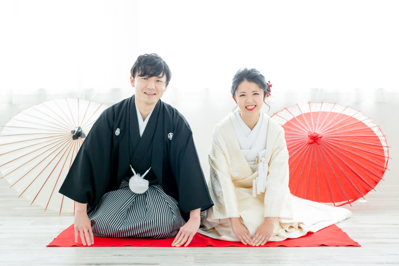 スタジオで白無垢×色打掛撮影♡