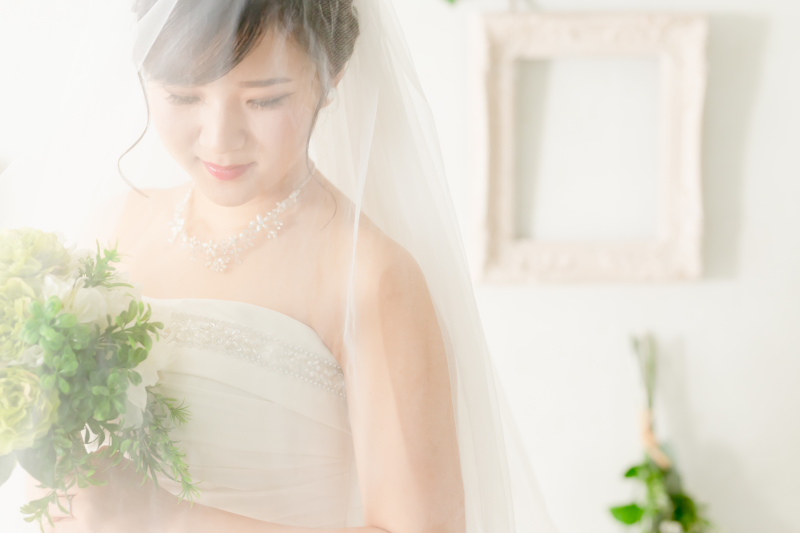 ベール越しの花嫁様