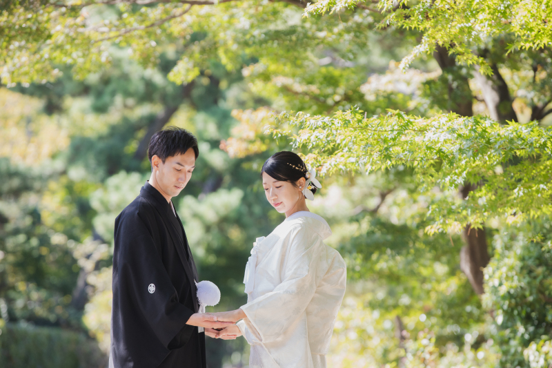 手を取り合って・・・