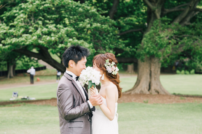 ブーケで隠して・・・♪