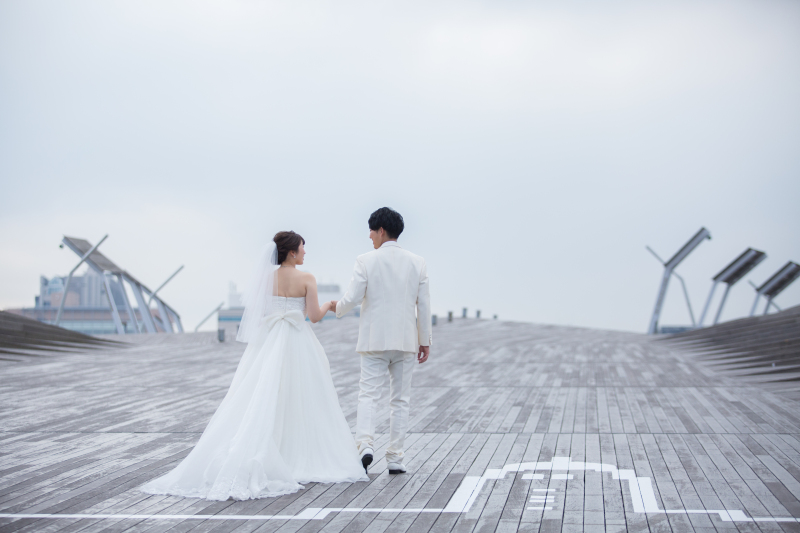 エスコートして