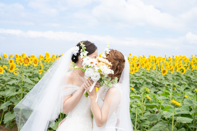 ブーケでお顔を隠して*