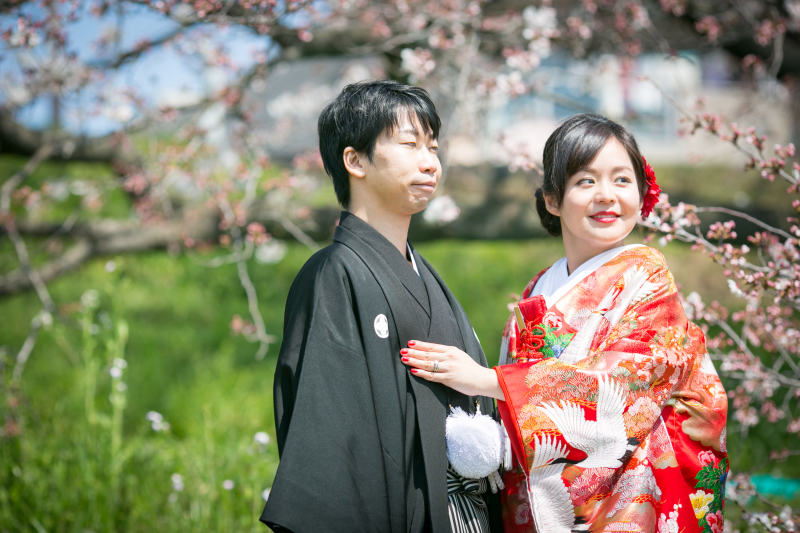 お二人よりそって