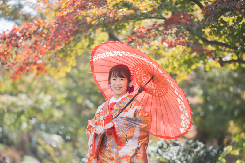 番傘を持って