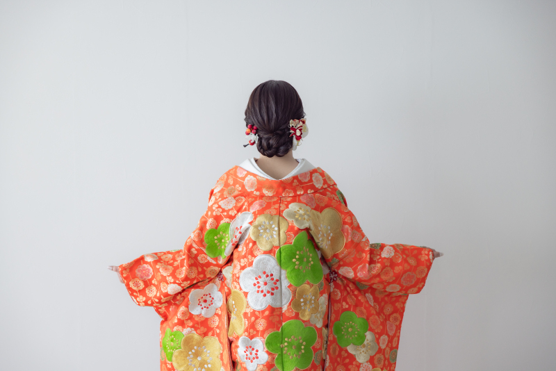 こだわったヘアメイクも*