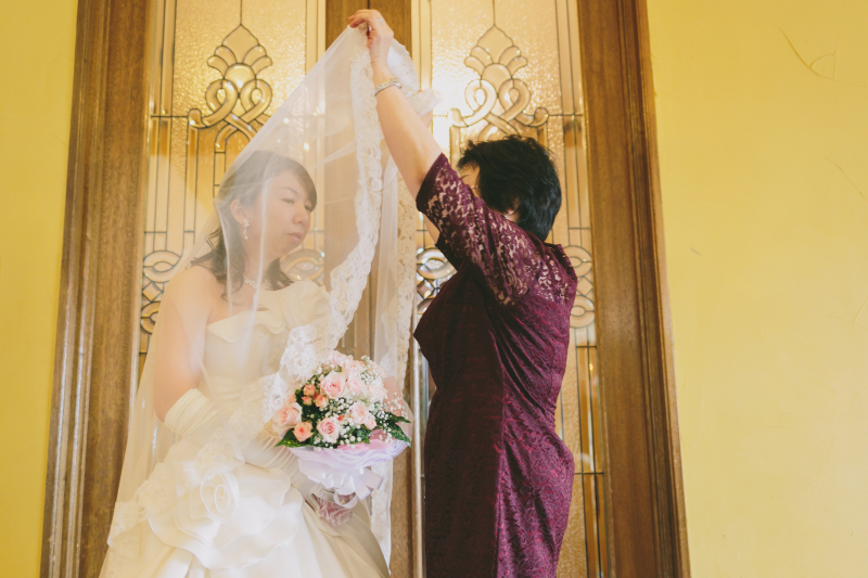 お母様による最後の身支度