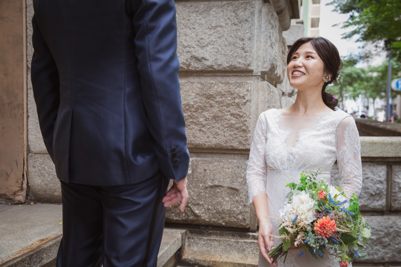 見上げるご新婦様